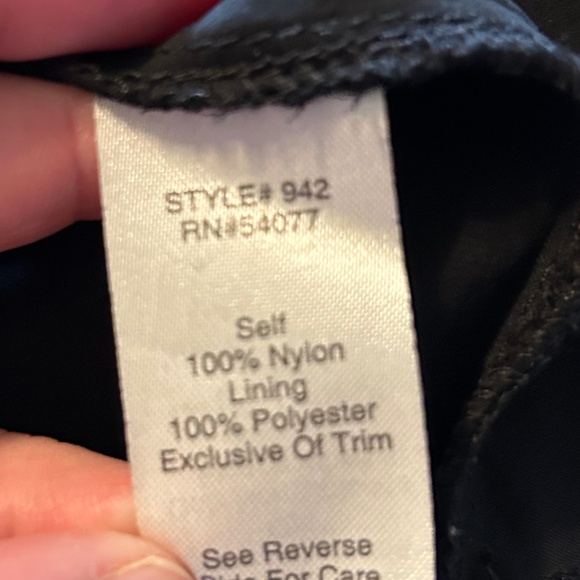 CAbi " Date Night" Black Floral Lace Sheath  Lined Sleeveless Cami Tank Blouse - Picture 11 of 12